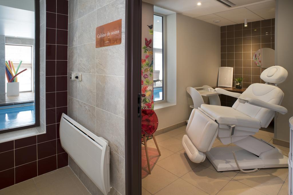 Domitys Le Palmier Du Roi Aparthotel Pau Room photo