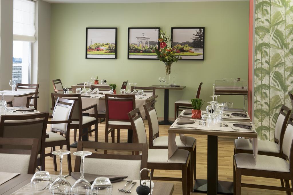 Domitys Le Palmier Du Roi Aparthotel Pau Room photo